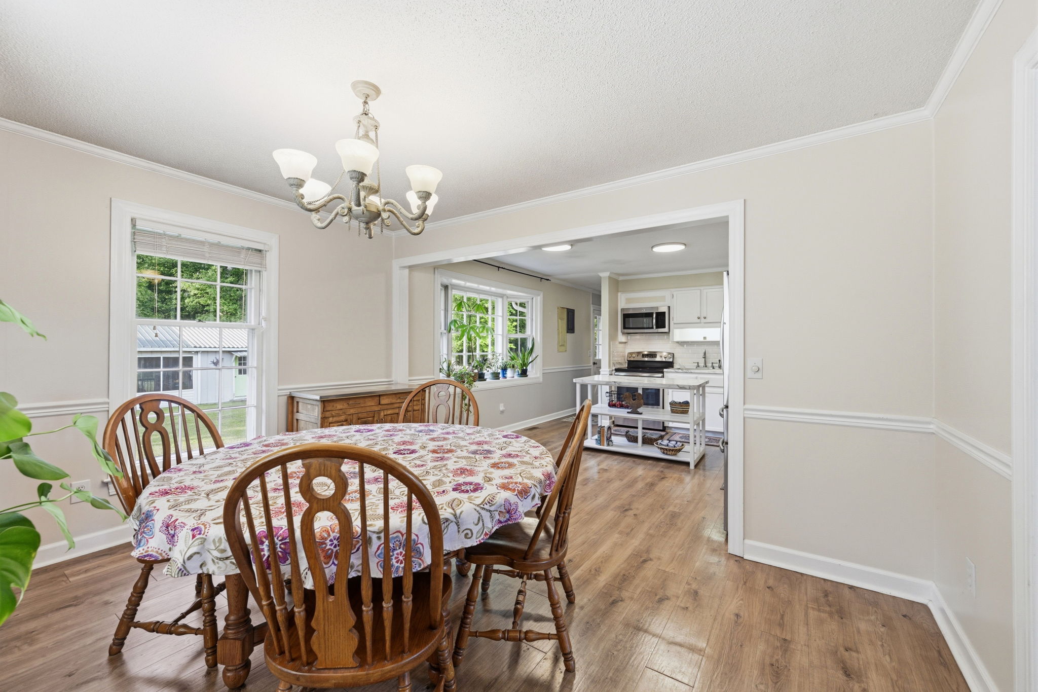  Photo 40