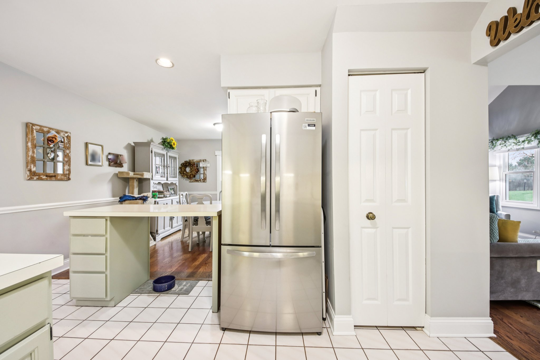 S Stonington Dr-S0504-015.jpg