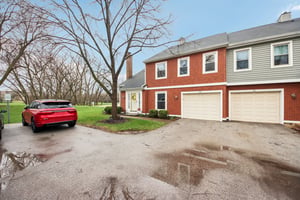 S Stonington Dr-S0504-002.jpg