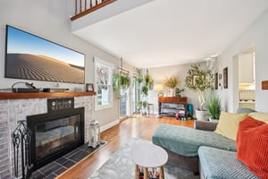 S Stonington Dr-S0504-008.jpg