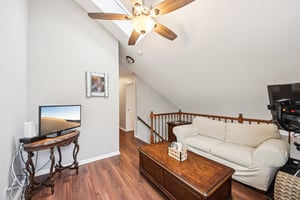 S Stonington Dr-S0504-020.jpg