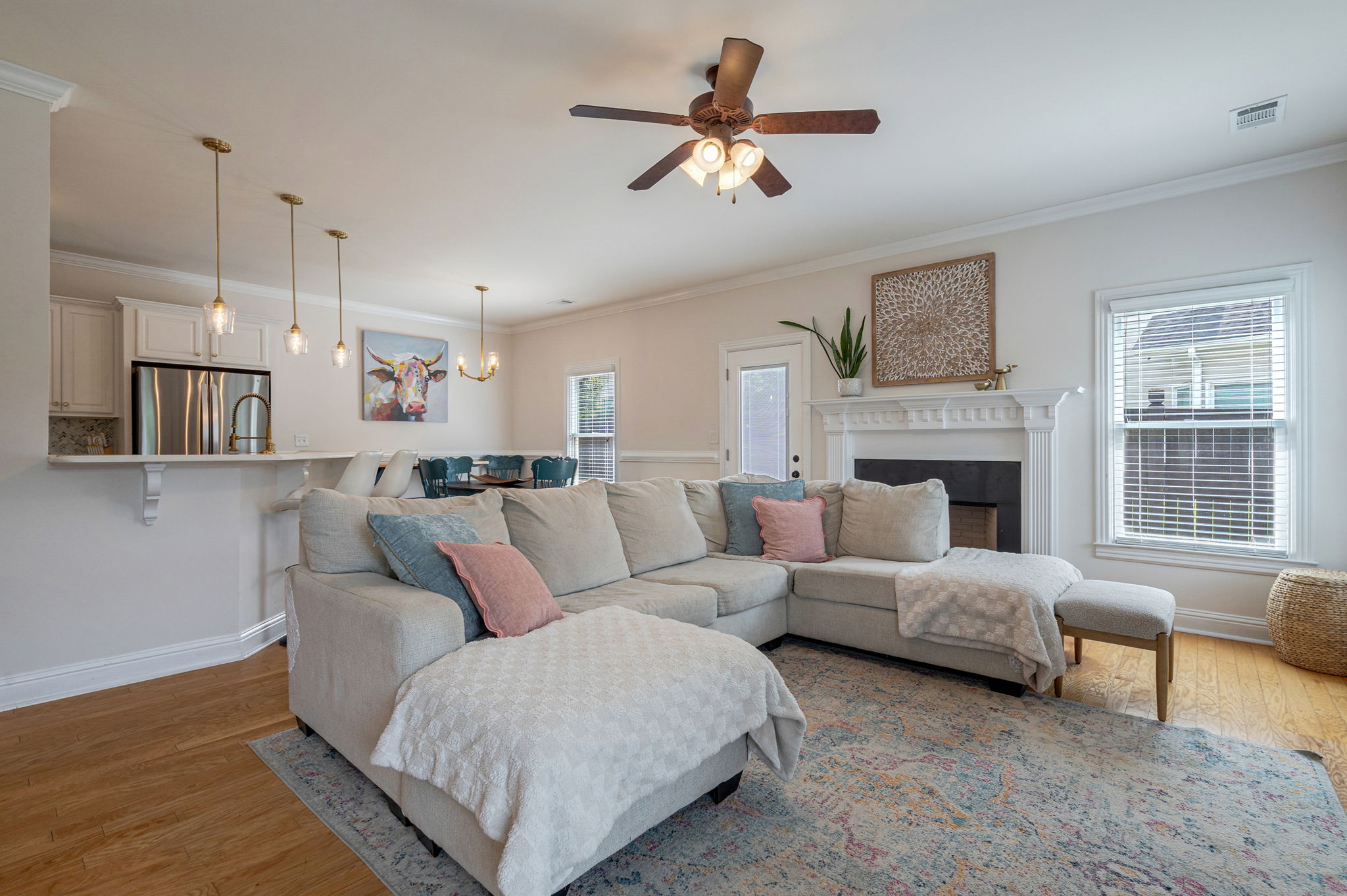 Livingroom w/ woodburing fireplace