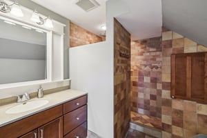 W Reynolds St-S0210-052.jpg