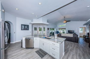Kitchen 6