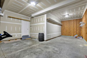  Photo 68