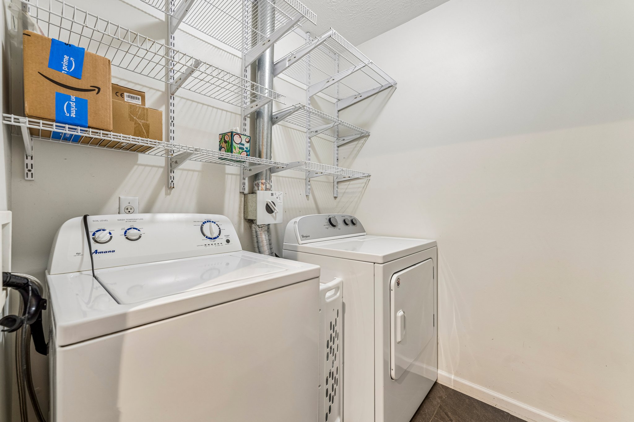 Lenox Dr 506-S0906-016.jpg