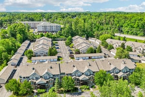 Lenox Dr 506-S0906-039.jpg