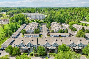 Lenox Dr 506-S0906-040.jpg
