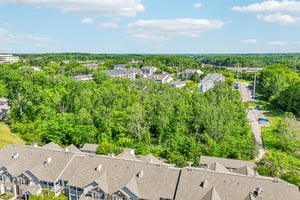 Lenox Dr 506-S0906-045.jpg