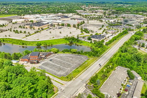 Lenox Dr 506-S0906-050.jpg