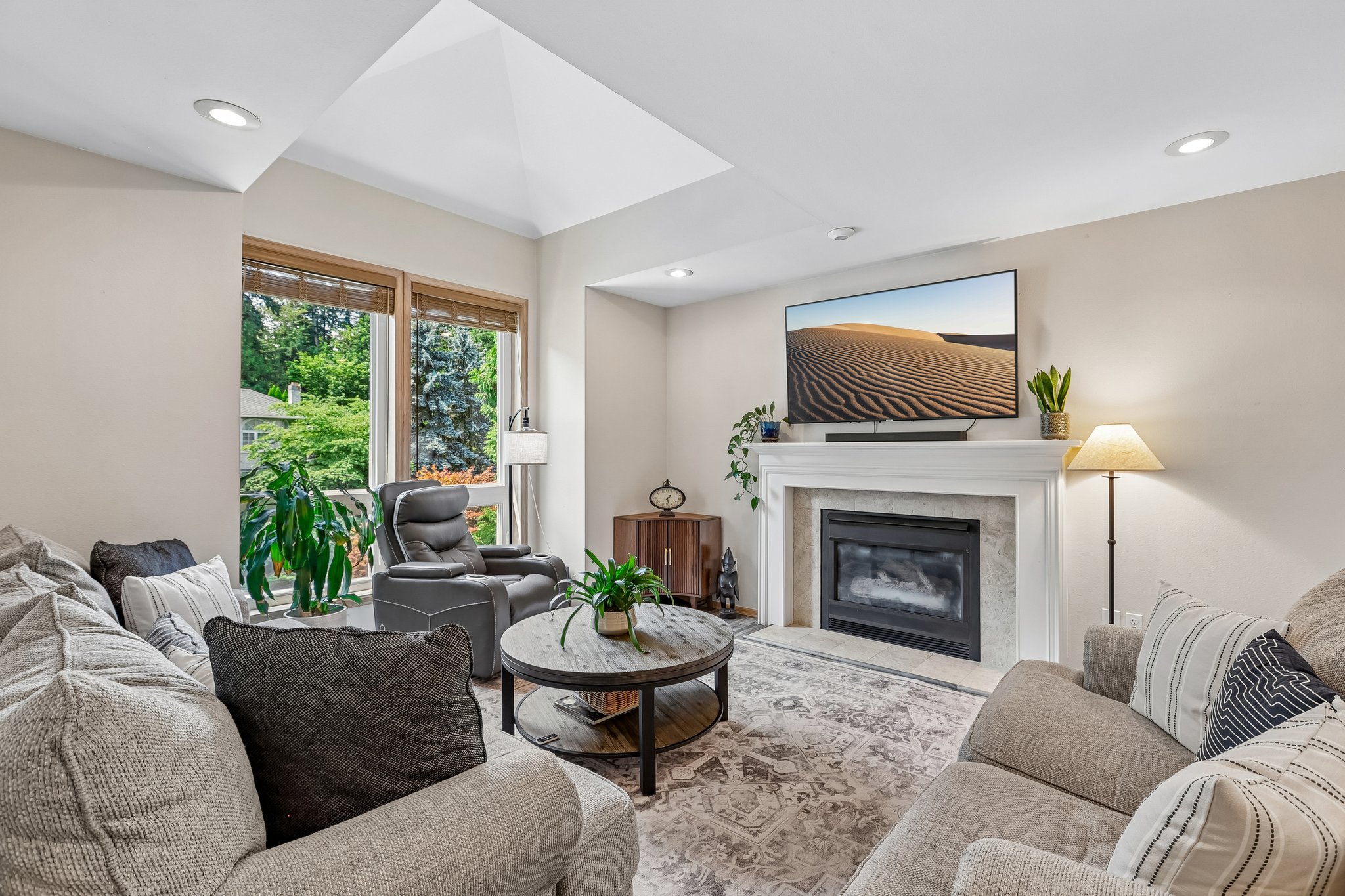 16th Ave SE-S2207-004.jpg