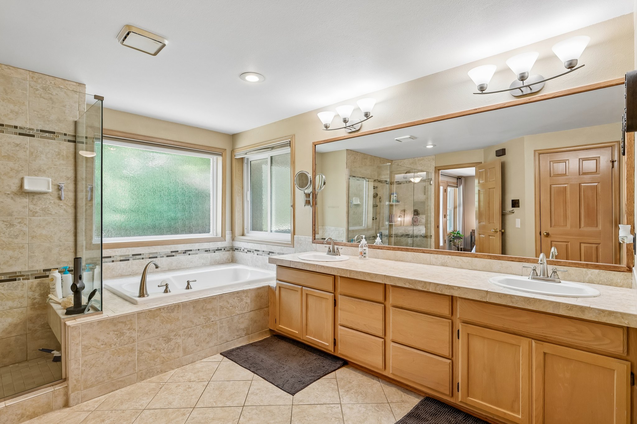 16th Ave SE-S2207-027.jpg