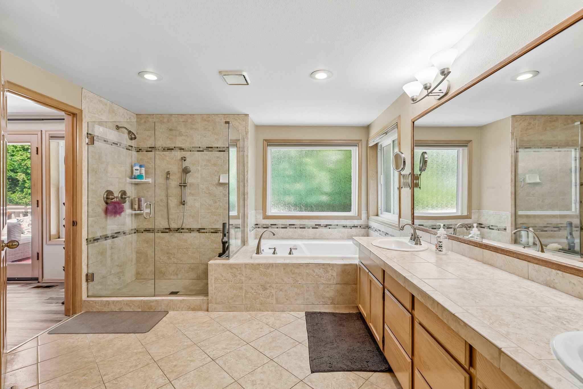 16th Ave SE-S2207-029.jpg