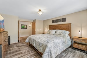 16th Ave SE-S2207-024.jpg