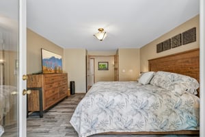 16th Ave SE-S2207-030.jpg