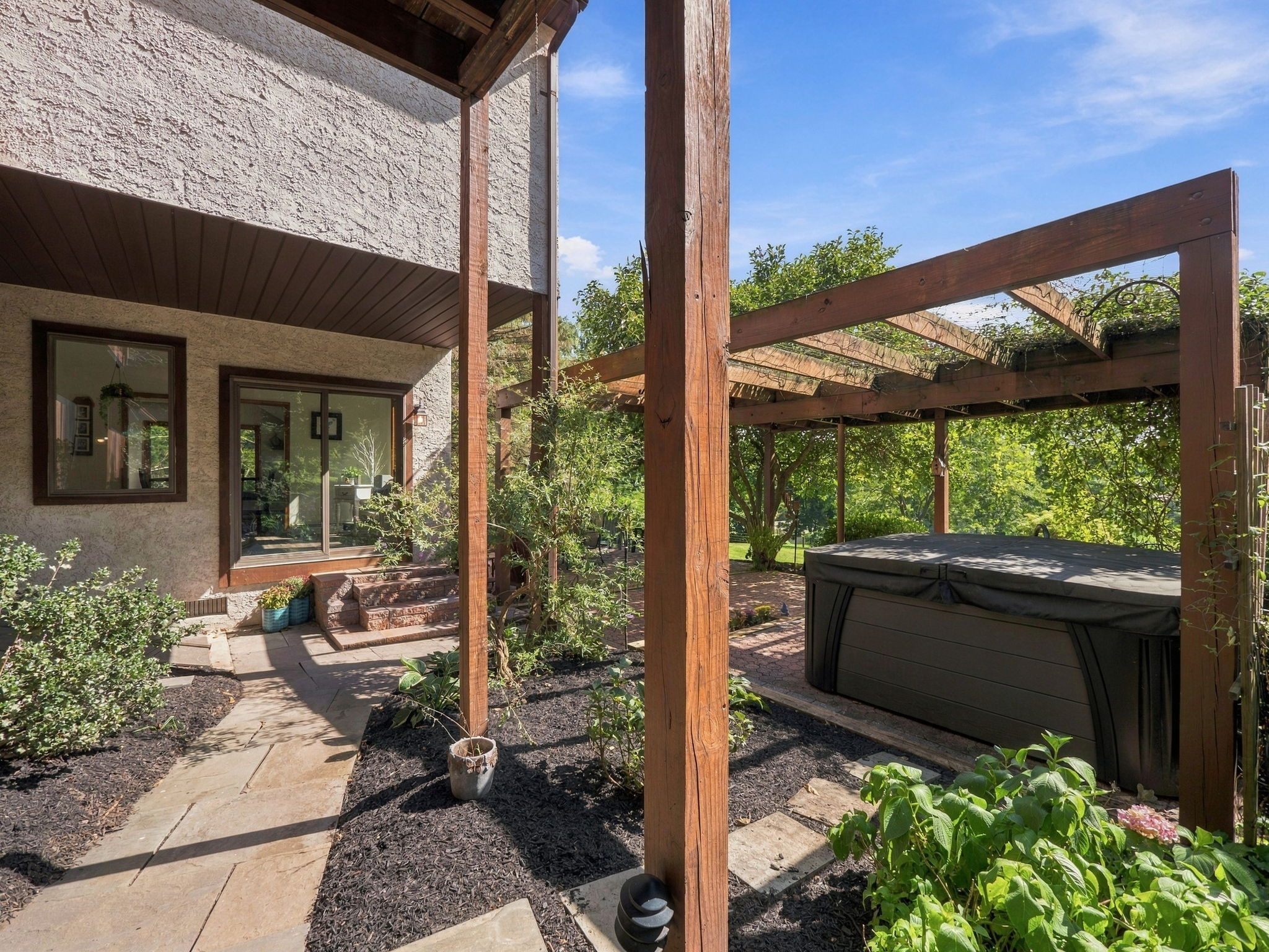  Photo 27
