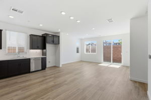 010_F8_1491 Roebling St