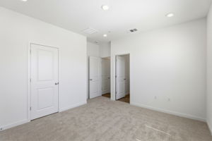 023_F8_1491 Roebling St