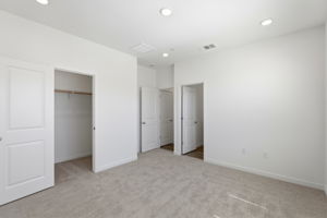 024_F8_1491 Roebling St