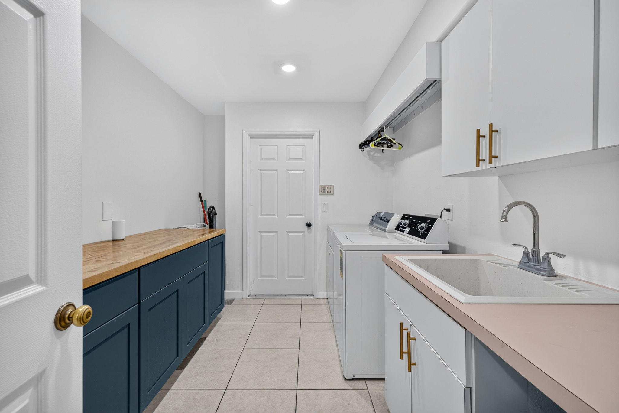 Kitchen 4 of 4