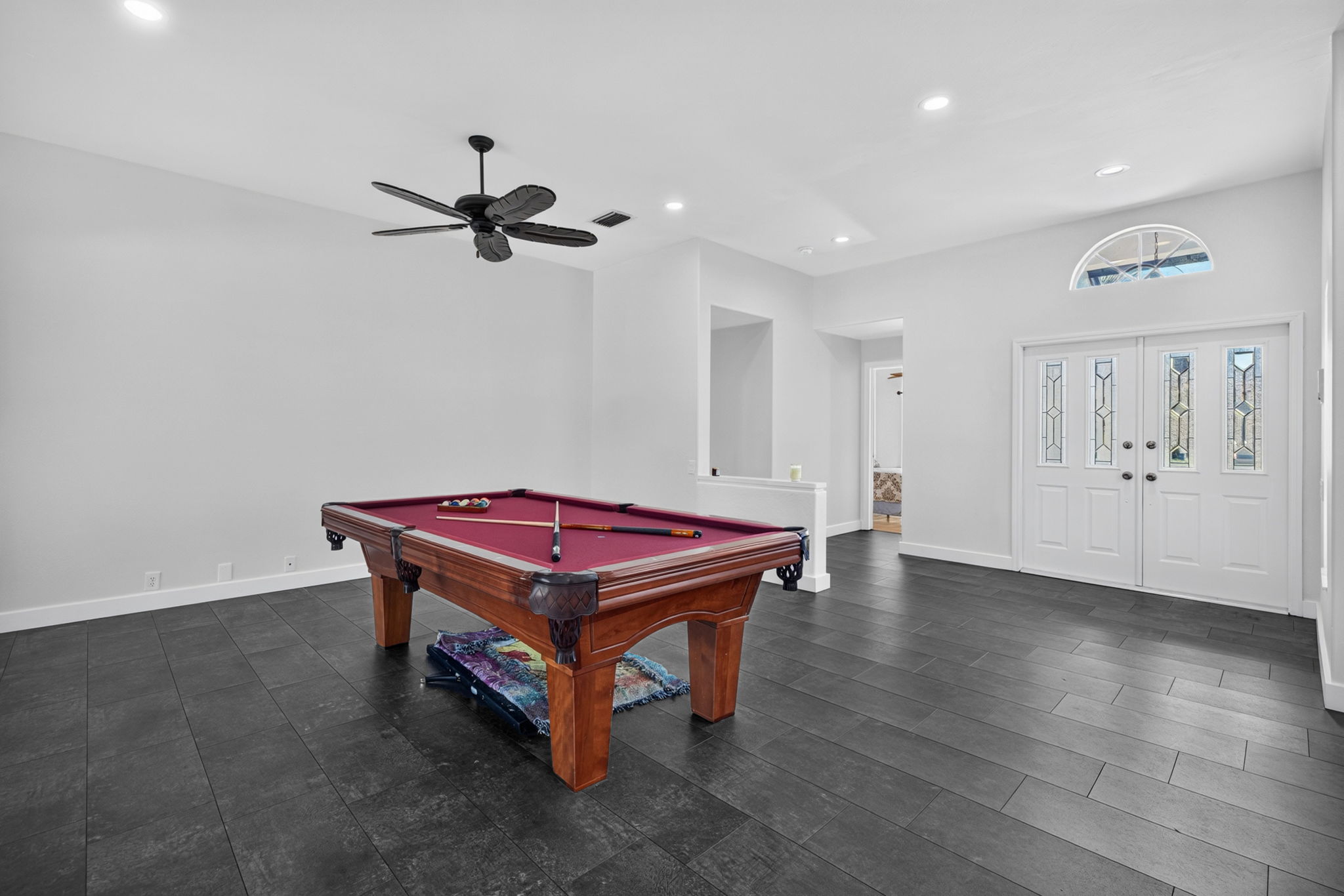 Recreation Room 2 of 4