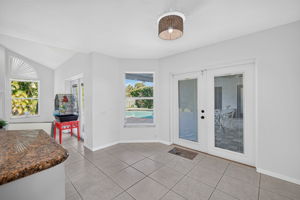 Lanai Entrance