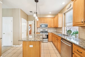 Thatcher Dr-1505-020.jpg