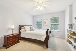 Thatcher Dr-1505-039.jpg