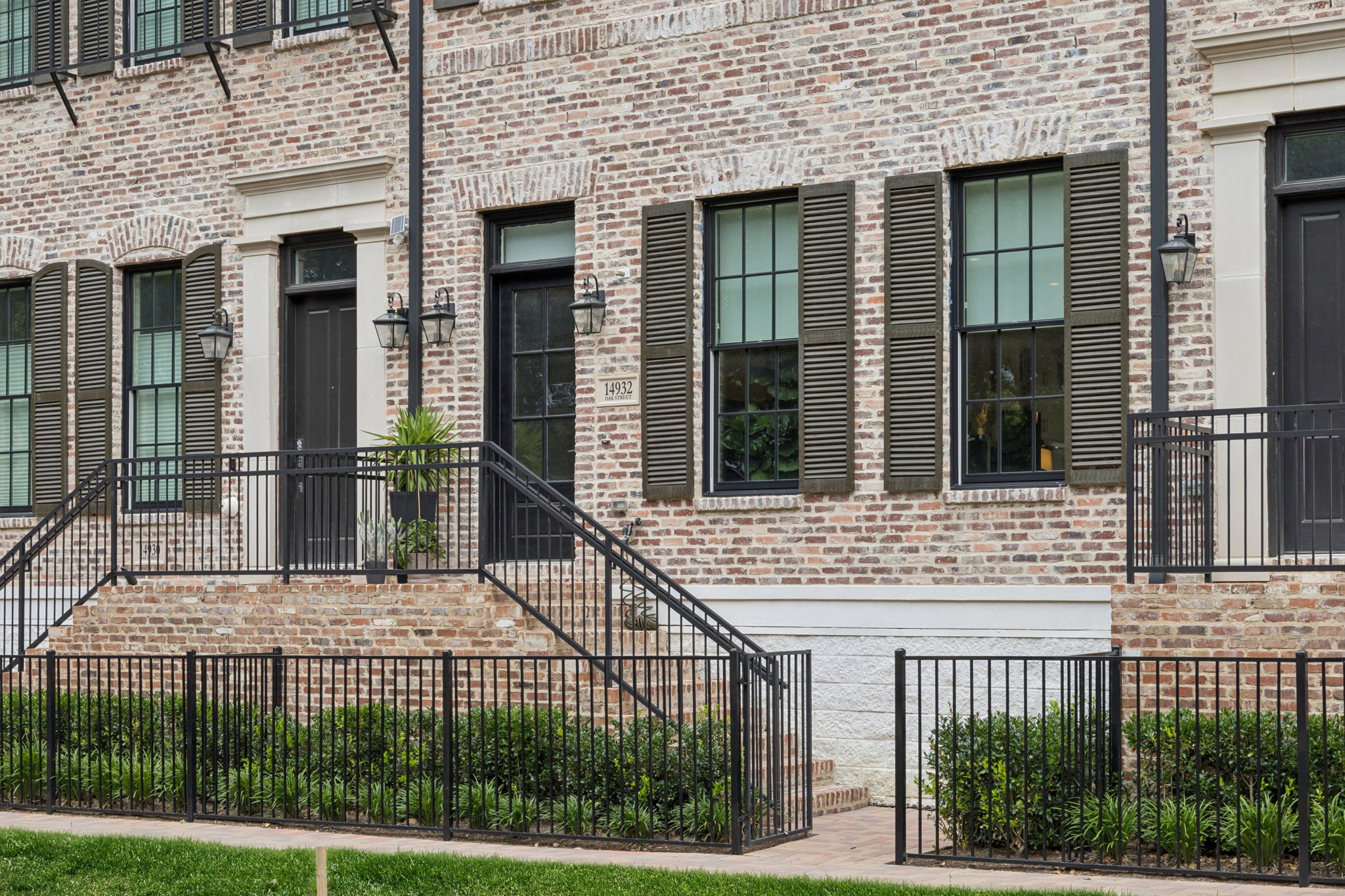 14932Oak_003