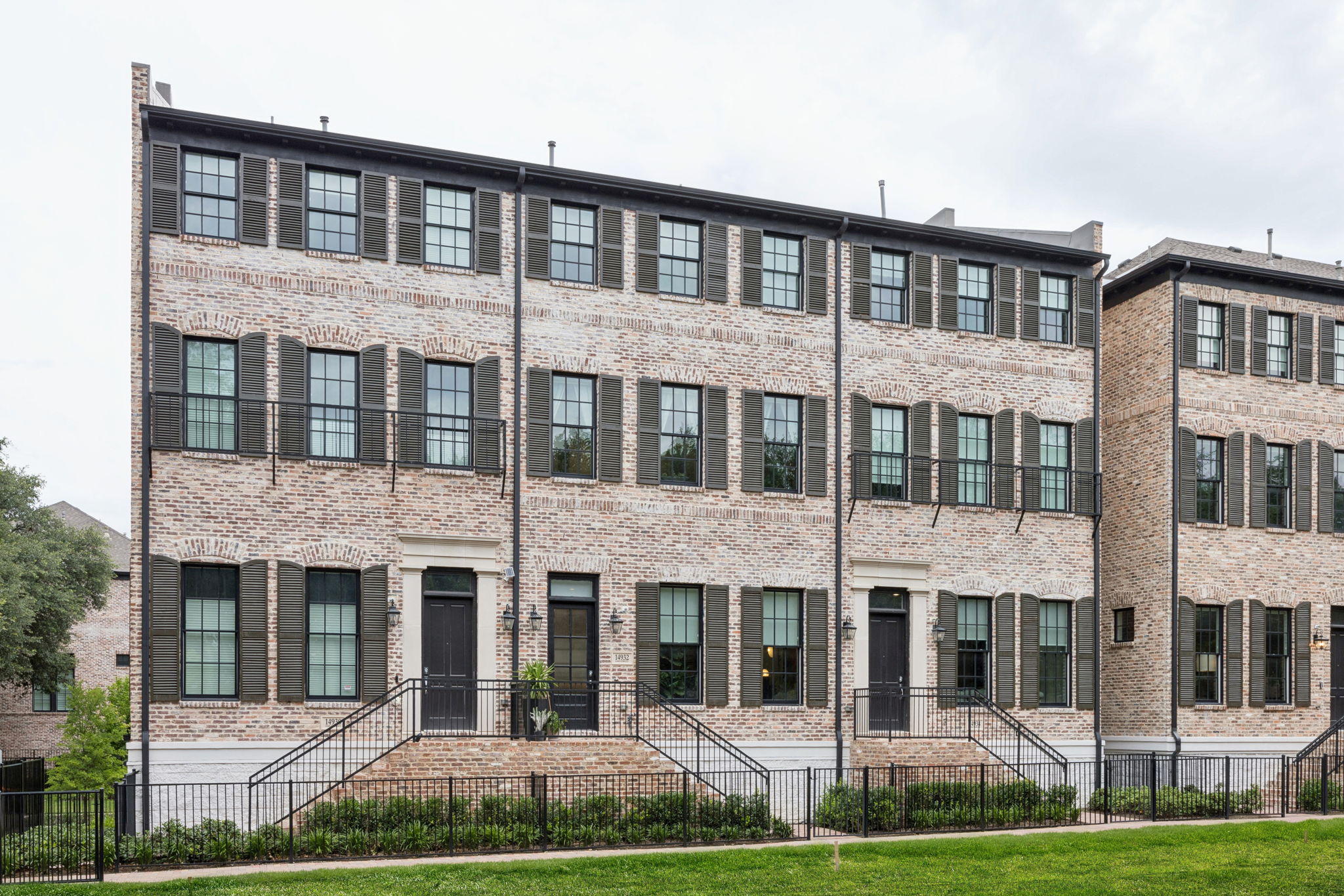 14932Oak_002