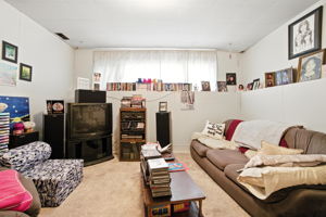  Photo 38