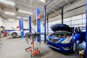 8 Main Auto Bay A