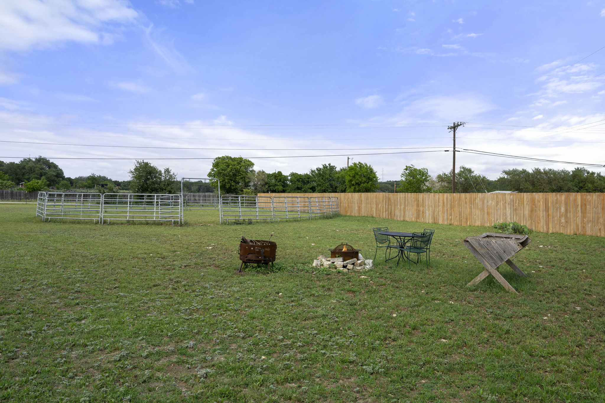  Photo 41