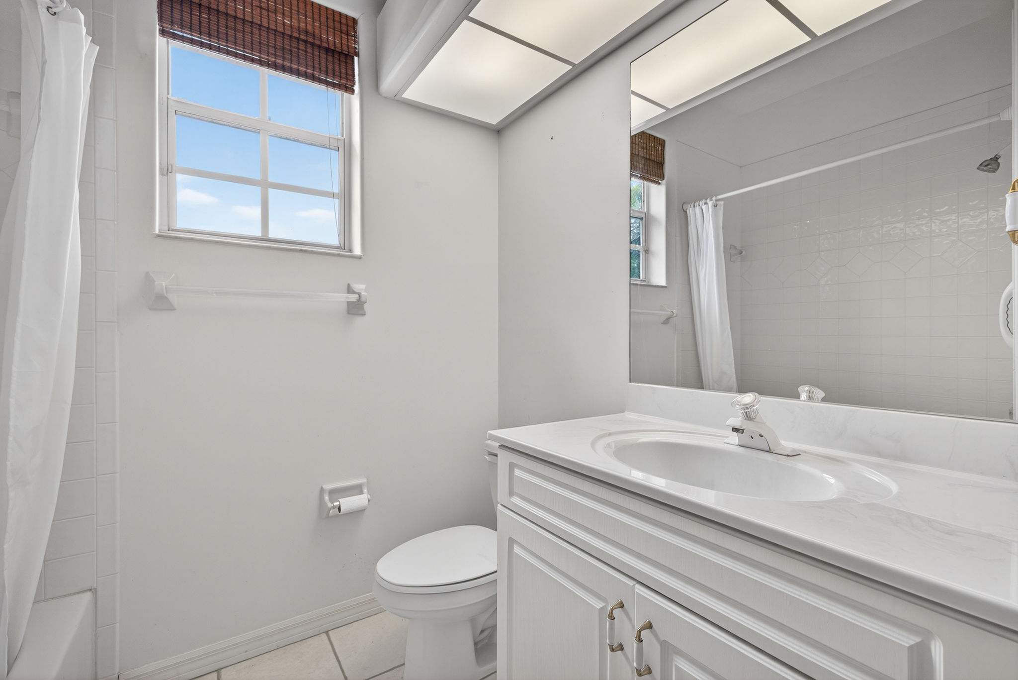 Guest Bathroom 1