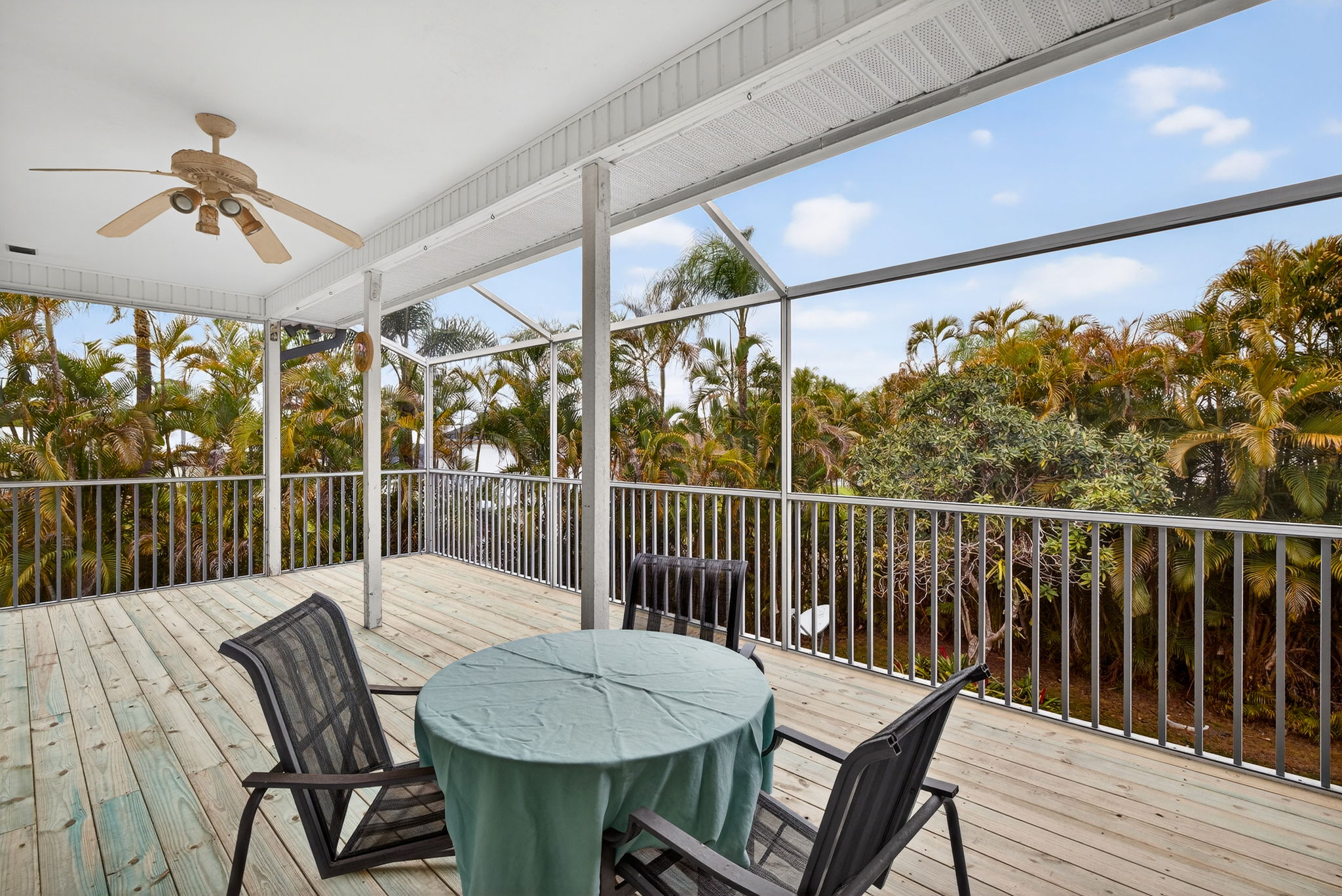 Porch 2 of 2
