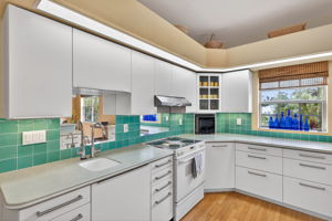 Kitchen 5 of 5