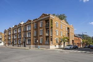  Photo 0
