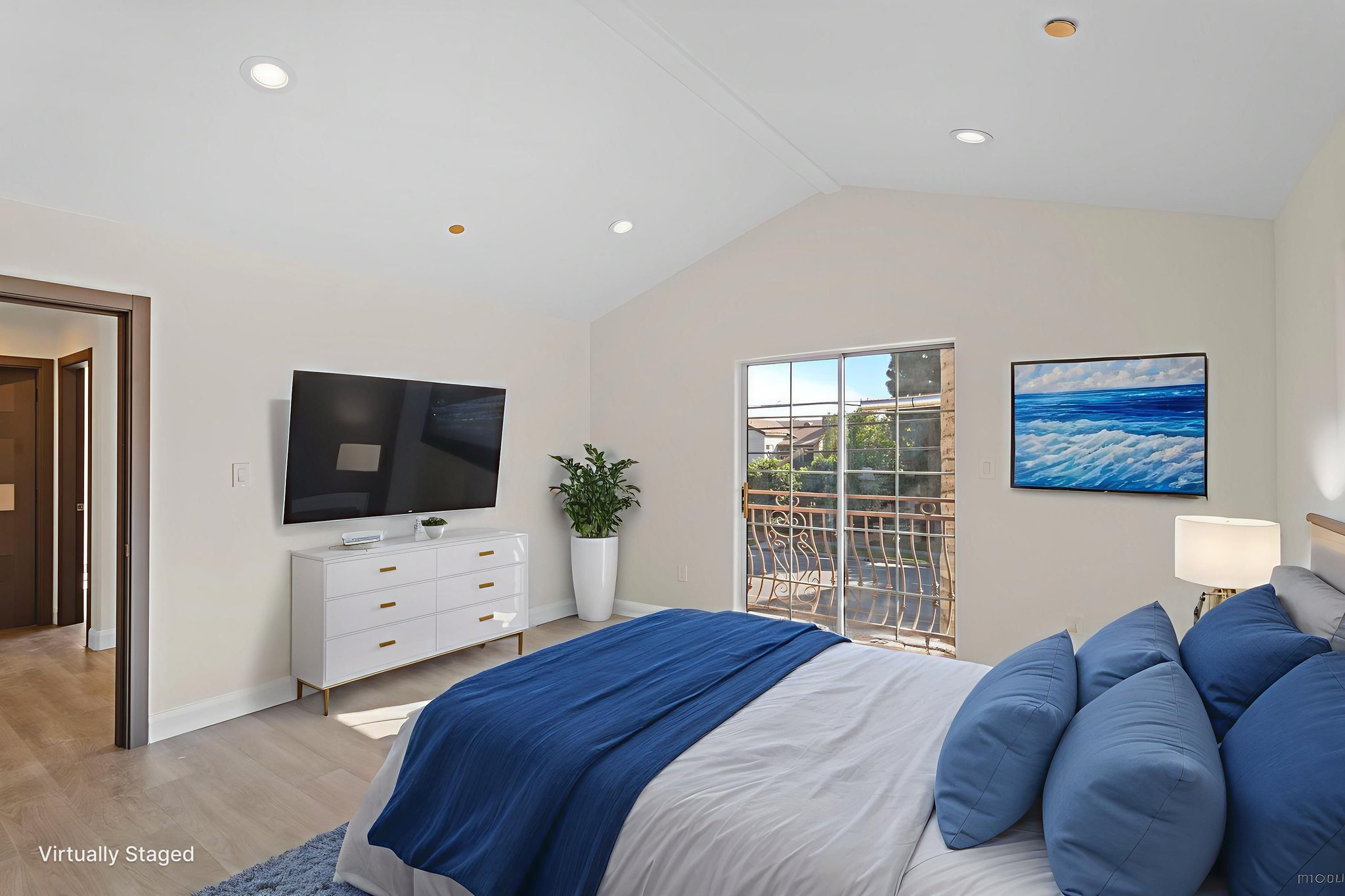 Victory Blvd_0020 virtually staged.jpeg