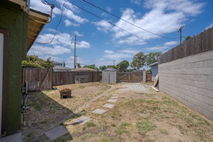  Photo 32