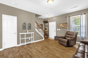 1497 Bromwich Dr-7