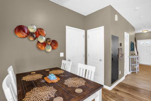1497 Bromwich Dr-13
