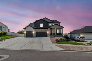 IMG_1671 day to dusk.jpeg