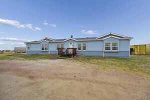  Photo 0