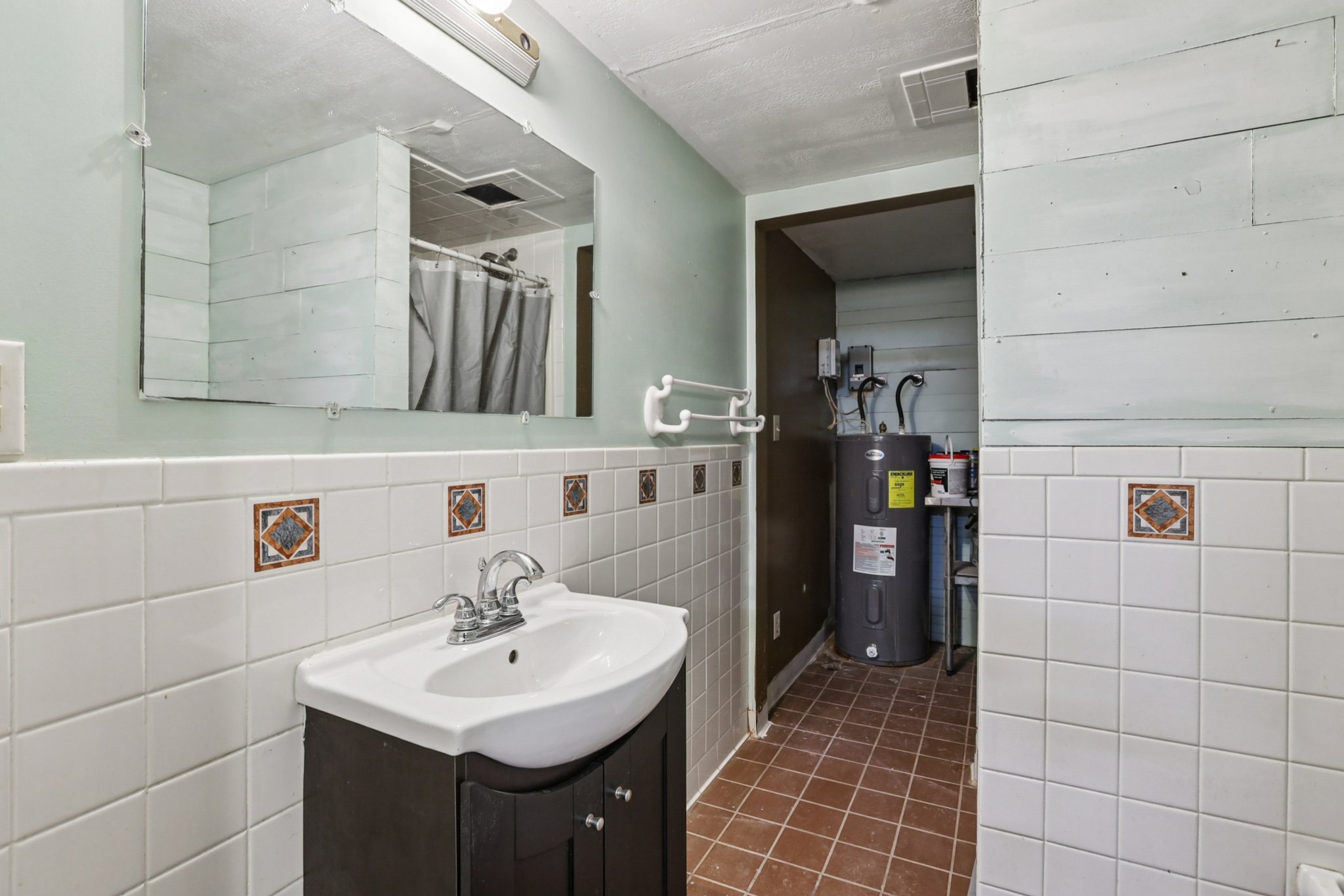 Upper Schooner Rd-S3012-028.jpg