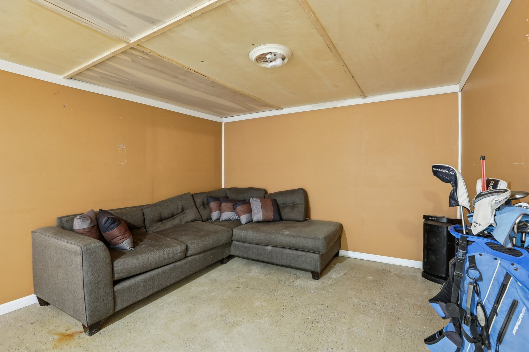 Upper Schooner Rd-S3012-031.jpg