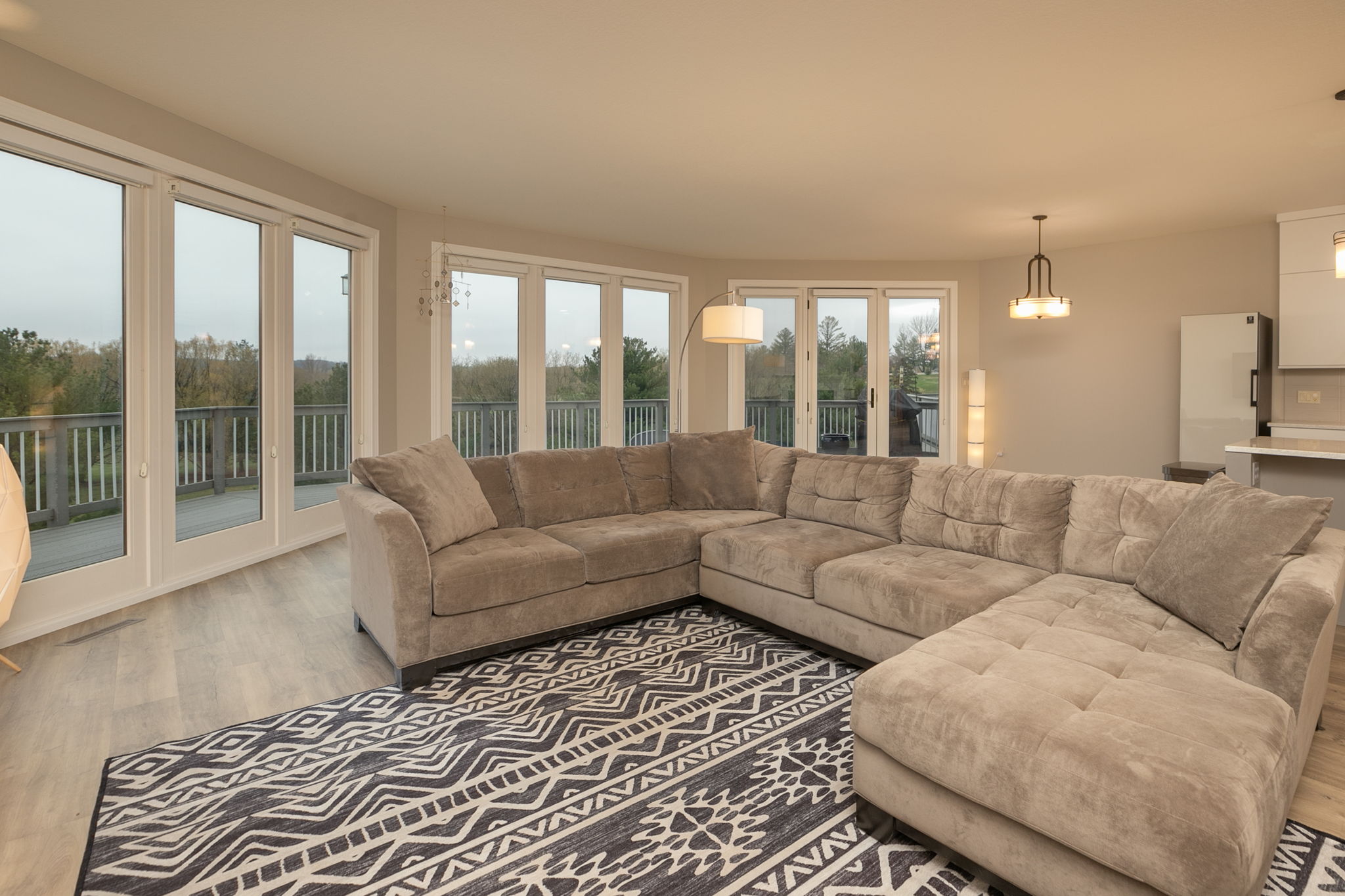 06-Living Room