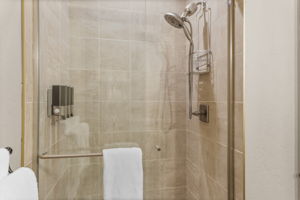  Photo 52