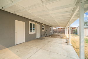  14995 Pine Ave, Fontana, CA 92335, US Photo 22