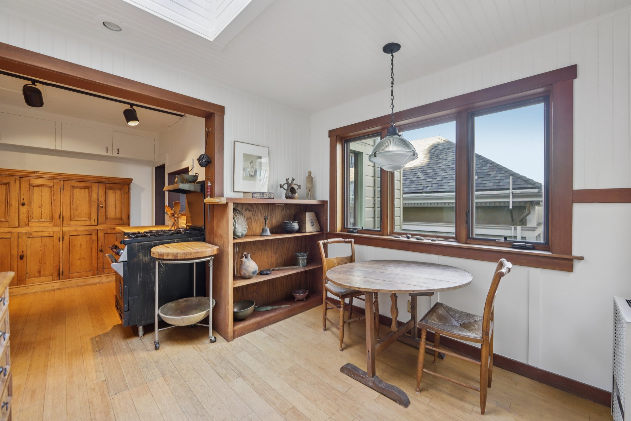 17 Breakfast/kitchen