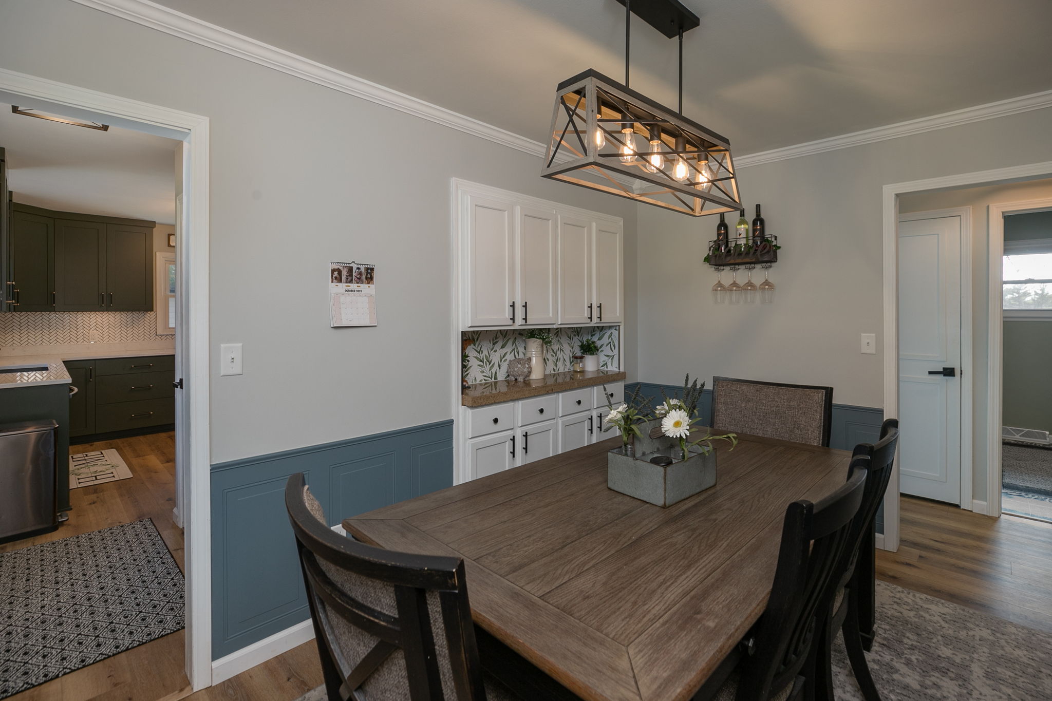 09-Dining Room